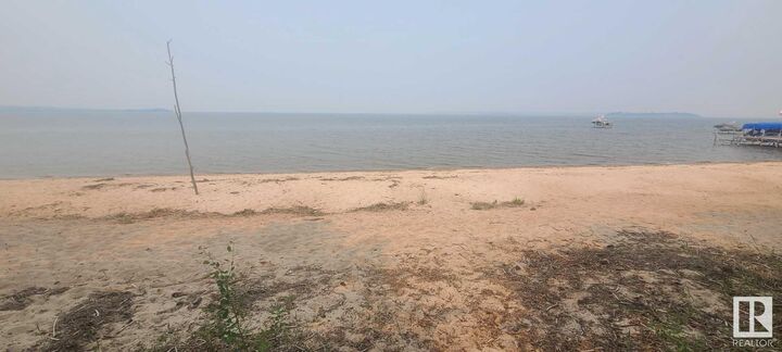 Property Photo:  146 67424 McGrane Rd  AB T0A 2C0 