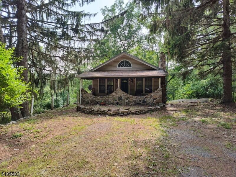 Property Photo: 5 Hartmans Trl NJ 07882