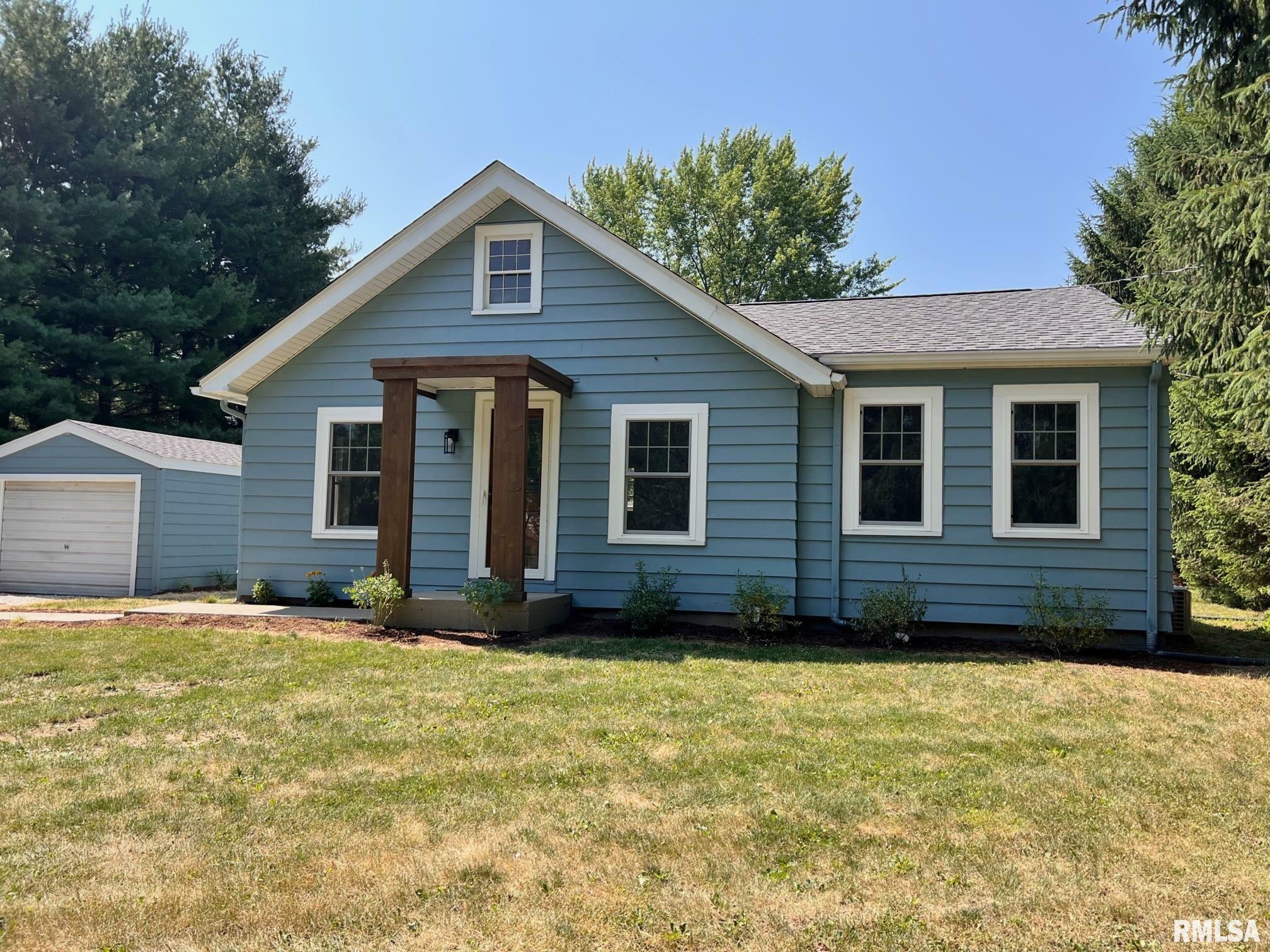 Property Photo: 1704 W Blackberry Lane IL 61615
