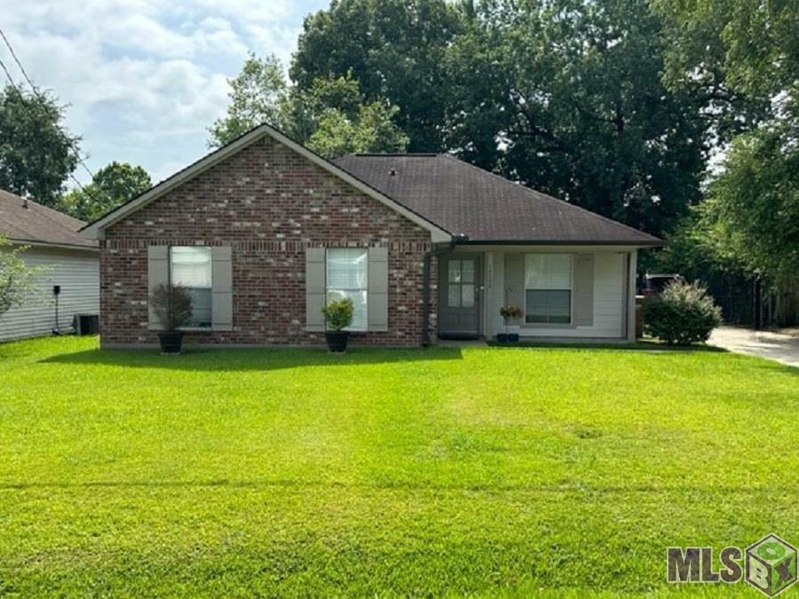 Property Photo: 14192 Parkview Dr LA 70769