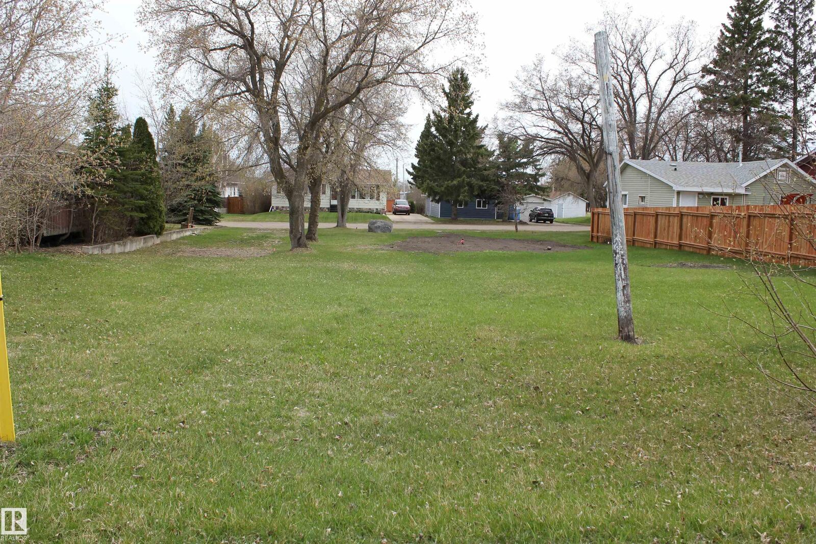 Property Photo:  5330 49 Avenue  AB T0A 1A0 