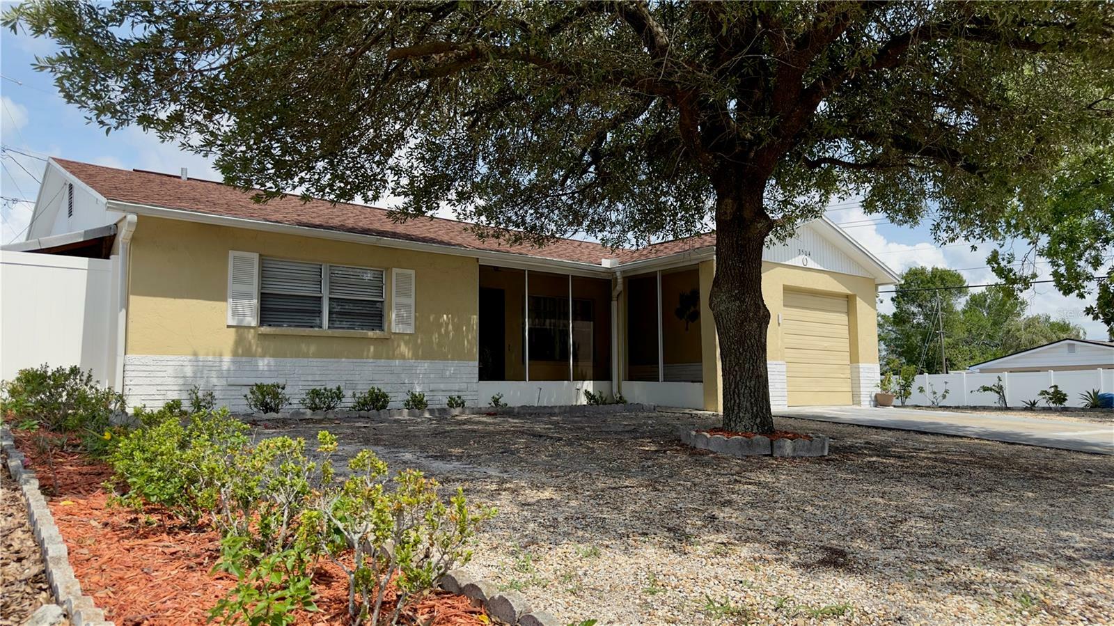 Property Photo:  3504 Monticello Street  FL 34652 