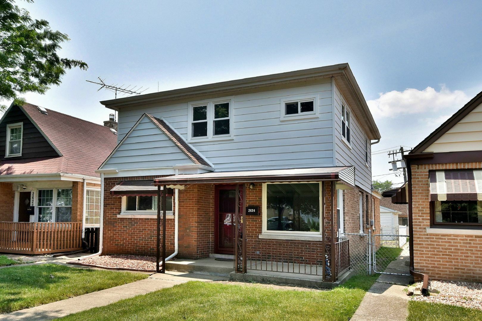 Property Photo:  2624 Marwood Street  IL 60171 