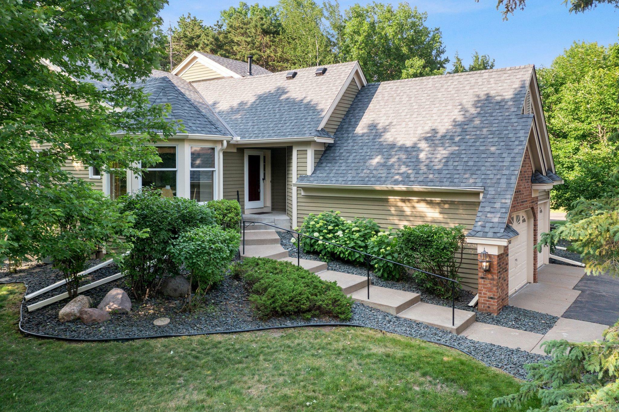 Property Photo: 1501 Glenbeigh Court MN 55125