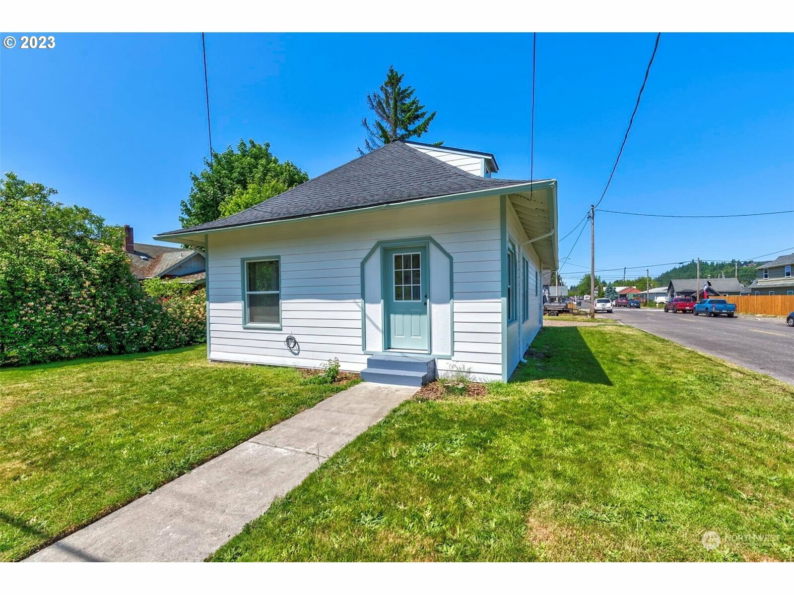 301 SW 2nd Ave  Kelso WA 98626 photo