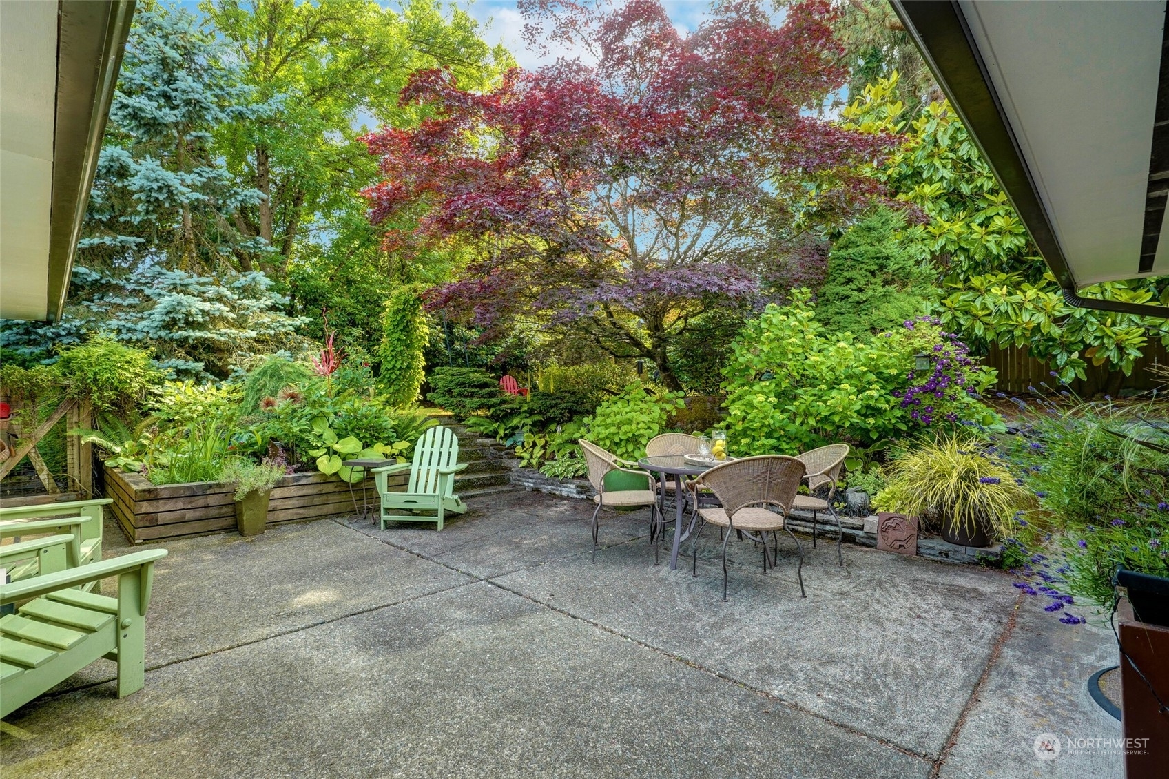 Property Photo: 1207 172nd Avenue NE WA 98008