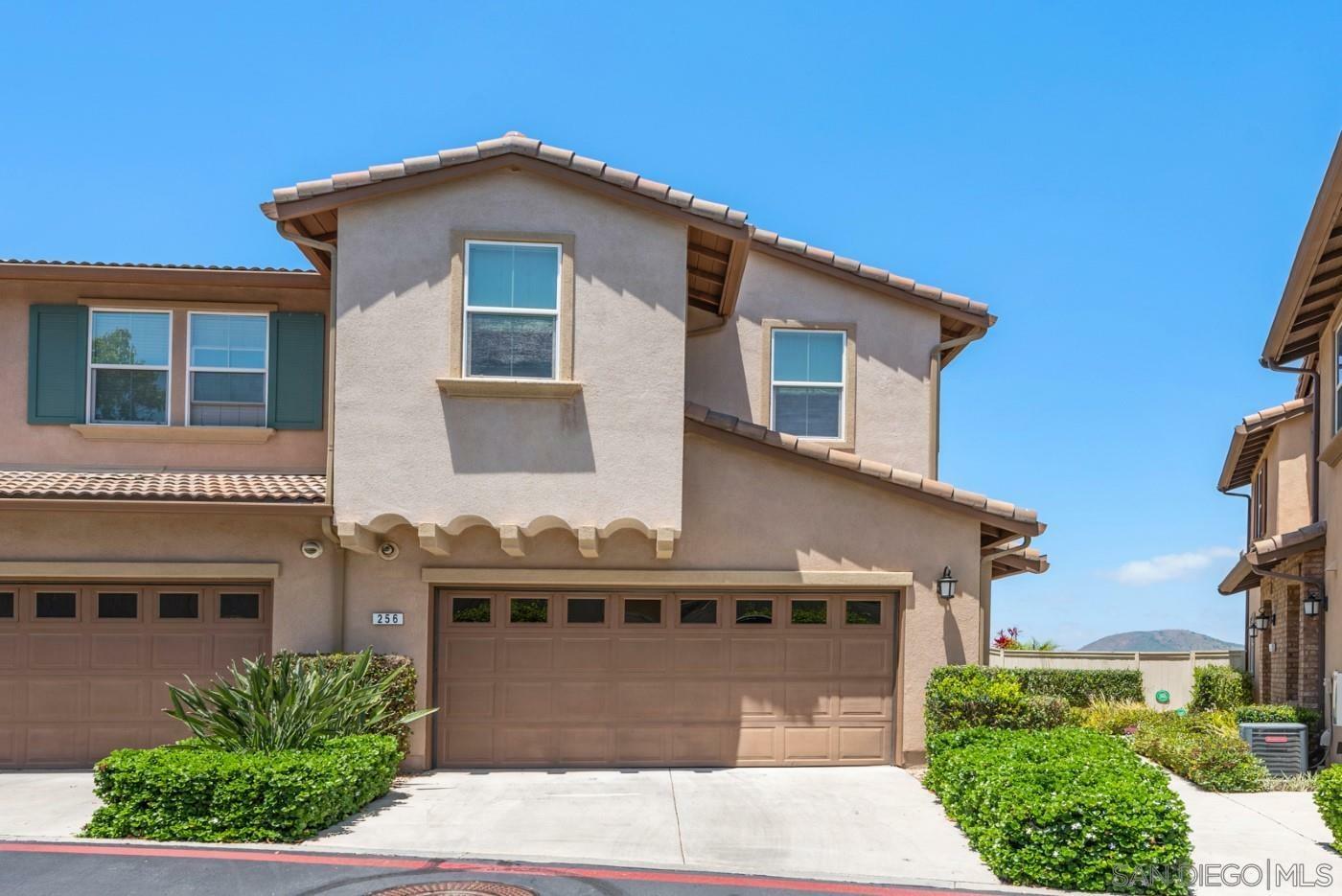 Property Photo: 256 Candera Ln CA 92069