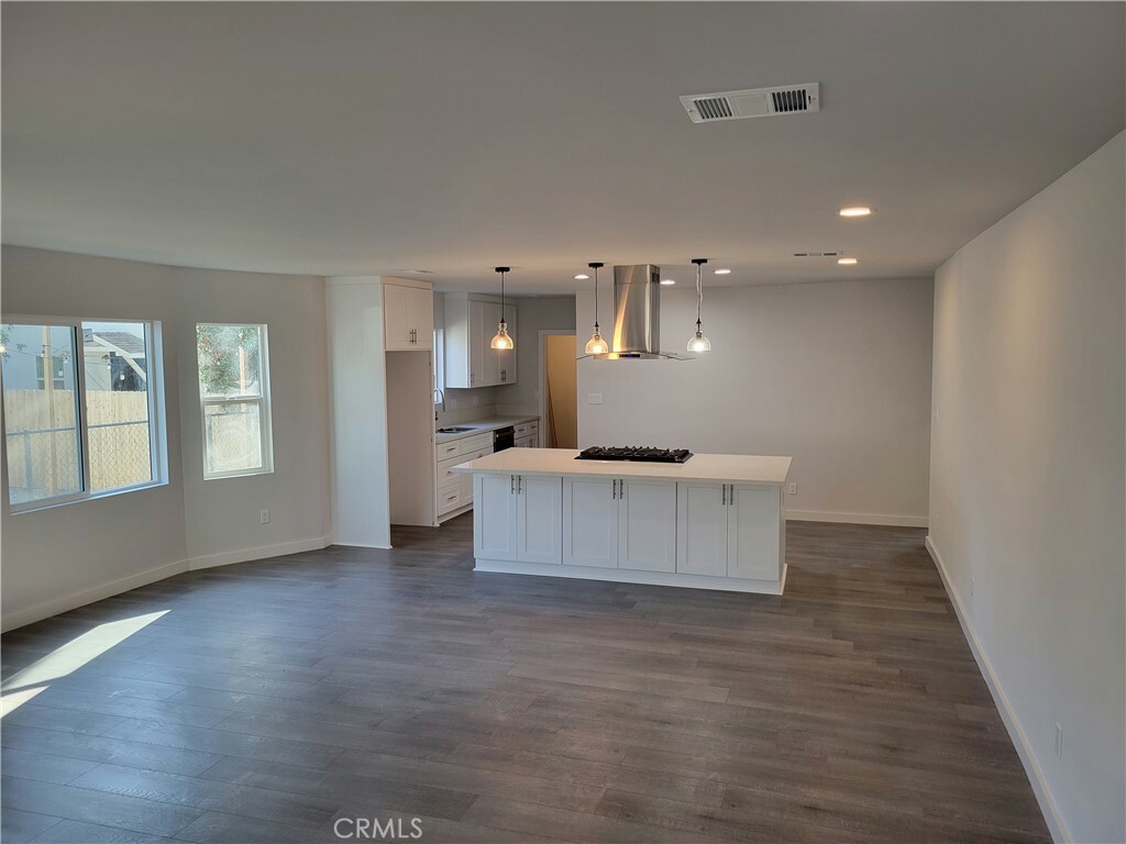 Property Photo:  3003 Lemon Street  CA 92501 