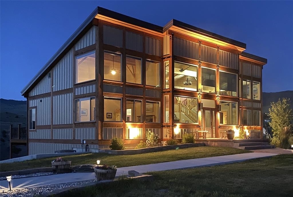 Property Photo: 1729 Avalon Ridge Way MT 59828