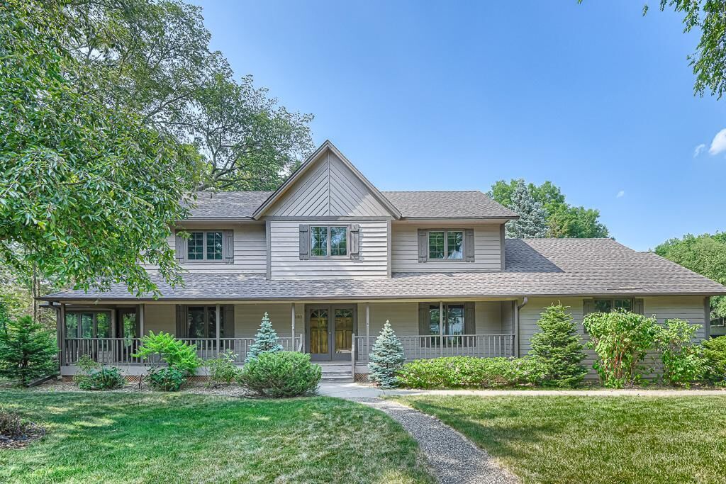 Property Photo:  1081 Marie Avenue W  MN 55118 