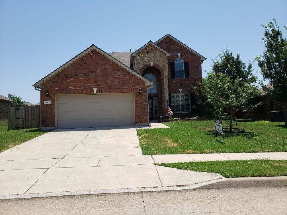 Property Photo: 14028 Zippo Way TX 76052