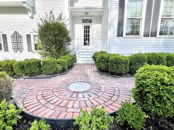 Property Photo: 148 Hillcrest Rd MA 02050