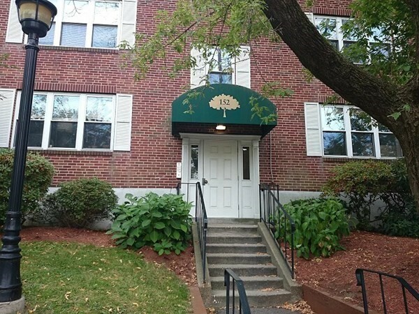 Property Photo: 152 Newton St 4 MA 02135