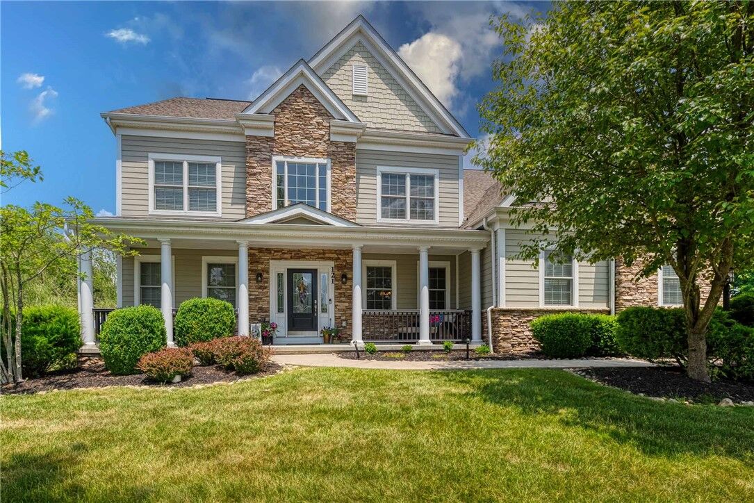 Property Photo: 121 Redbud Ct PA 15044
