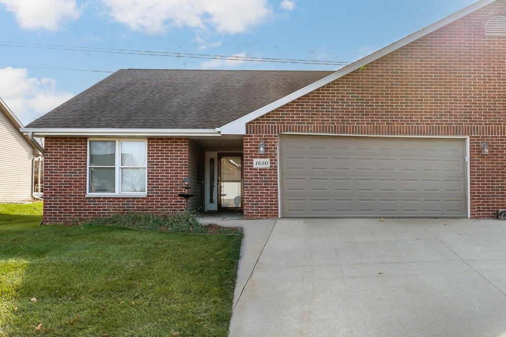 Property Photo:  1680 Kathy Drive  IA 52003 