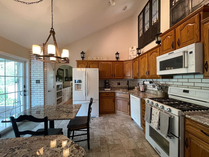 2985 Hillcrest Drive  Dyer IN 46311 photo