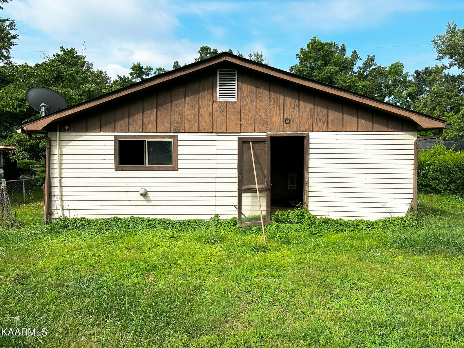 Property Photo:  1520 Riverfront Circle  TN 37725 
