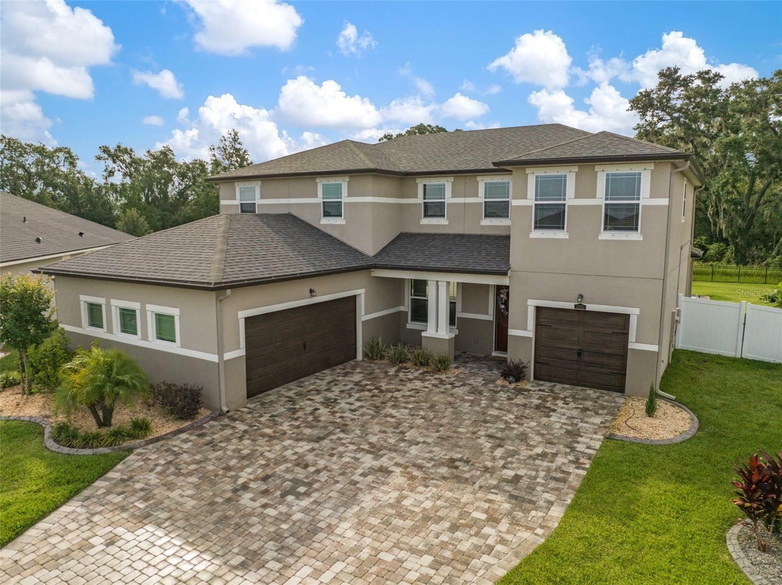 Property Photo: 13015 Satin Lily Drive FL 33579