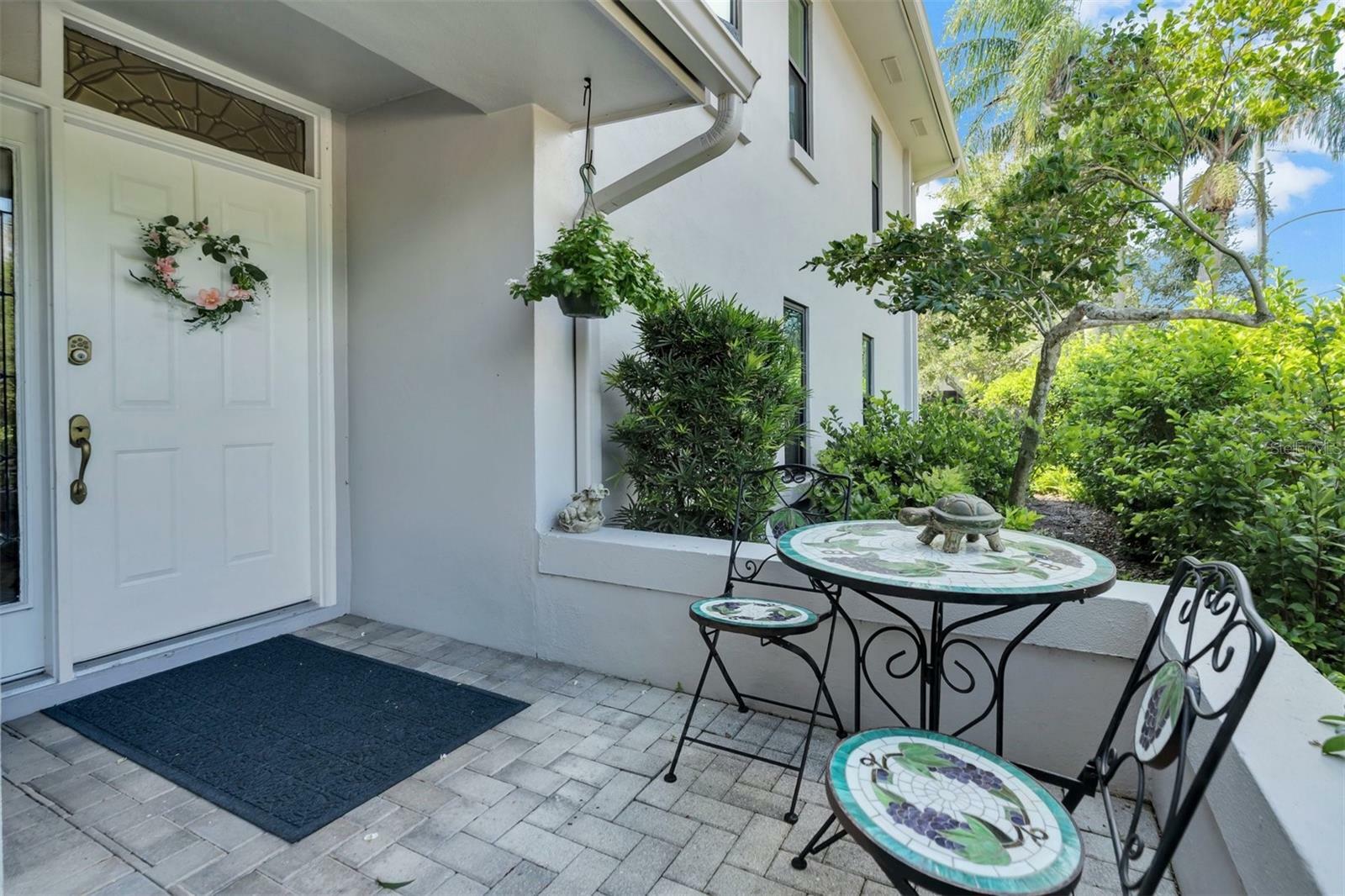 Property Photo: 1688 Watermark Circle NE FL 33702