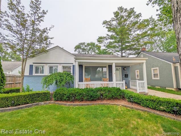 4714 Cooper Avenue  Royal Oak MI 48073 photo