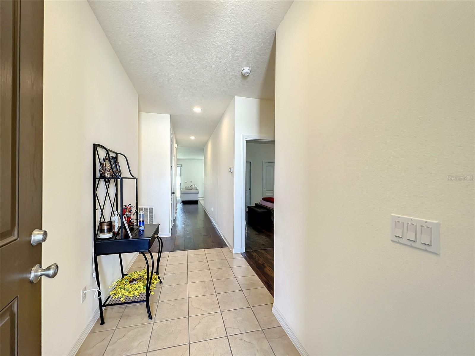 Property Photo: 11928 Alder Branch Loop FL 32824