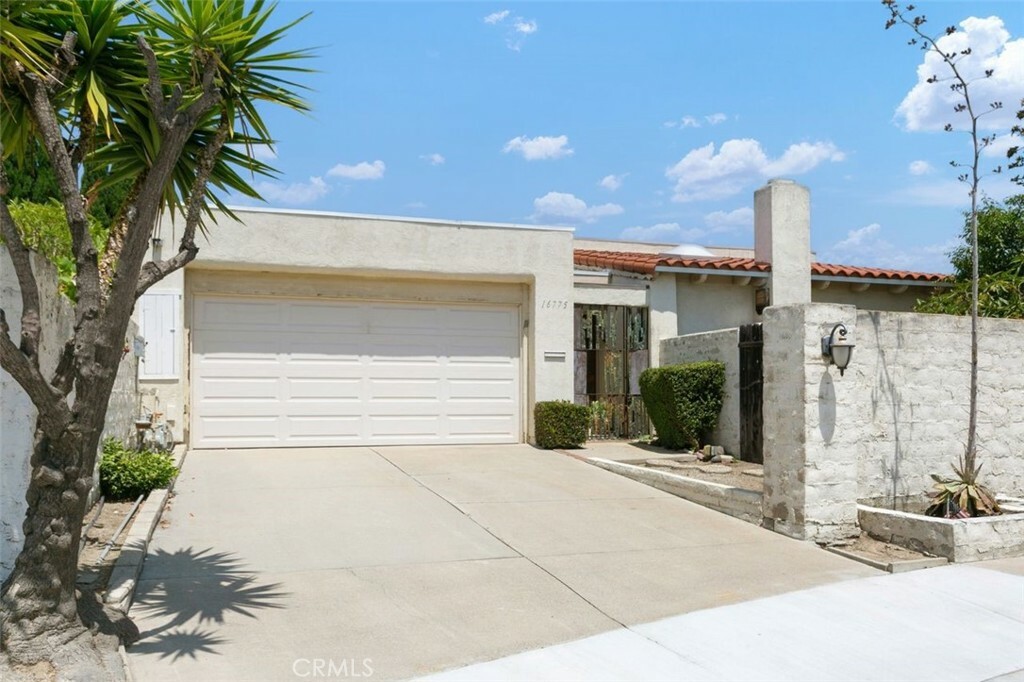 Property Photo:  16775 Bridgeport Street  CA 92708 