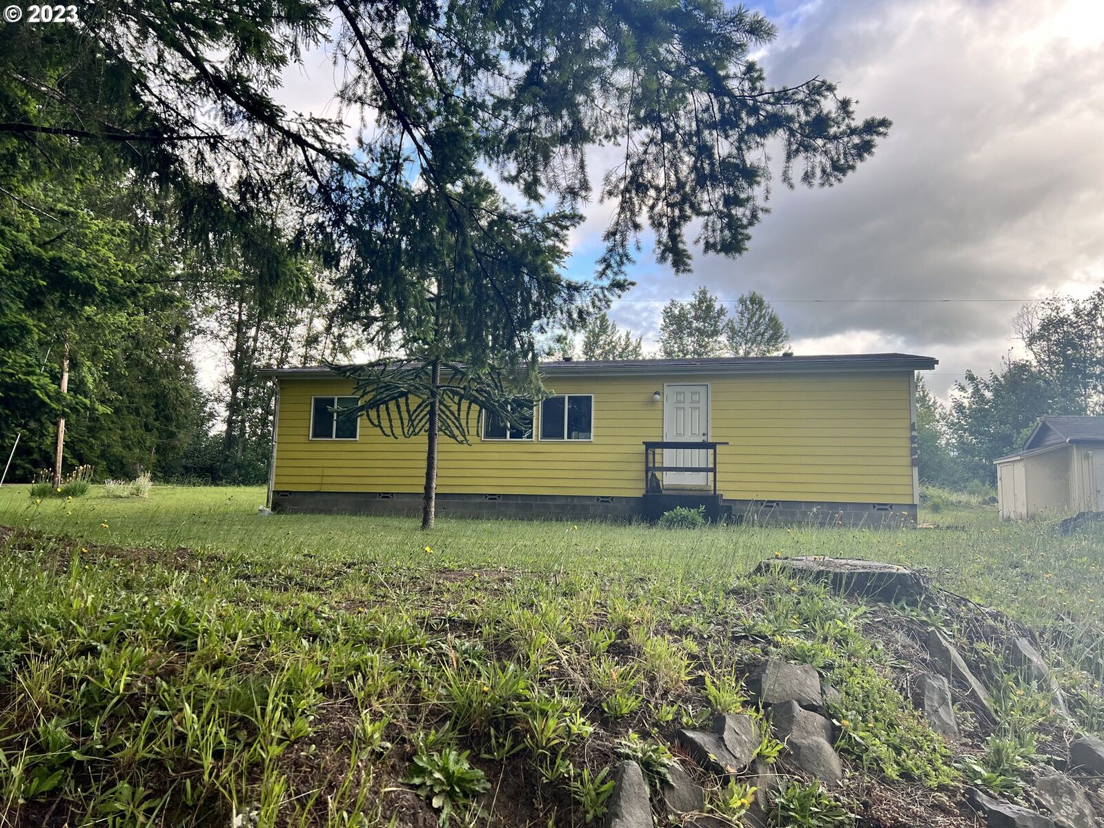 Property Photo: 1236 S Toutle Rd WA 98649