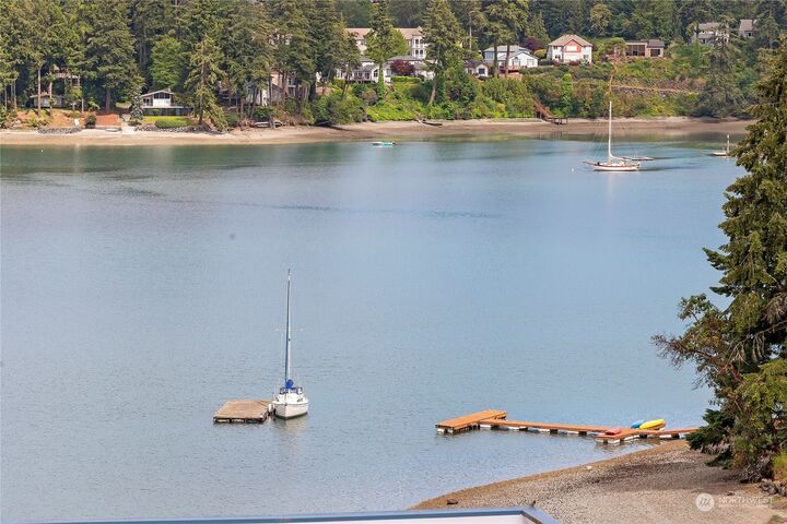924 Shorewood Drive B-22  Bremerton WA 98312 photo