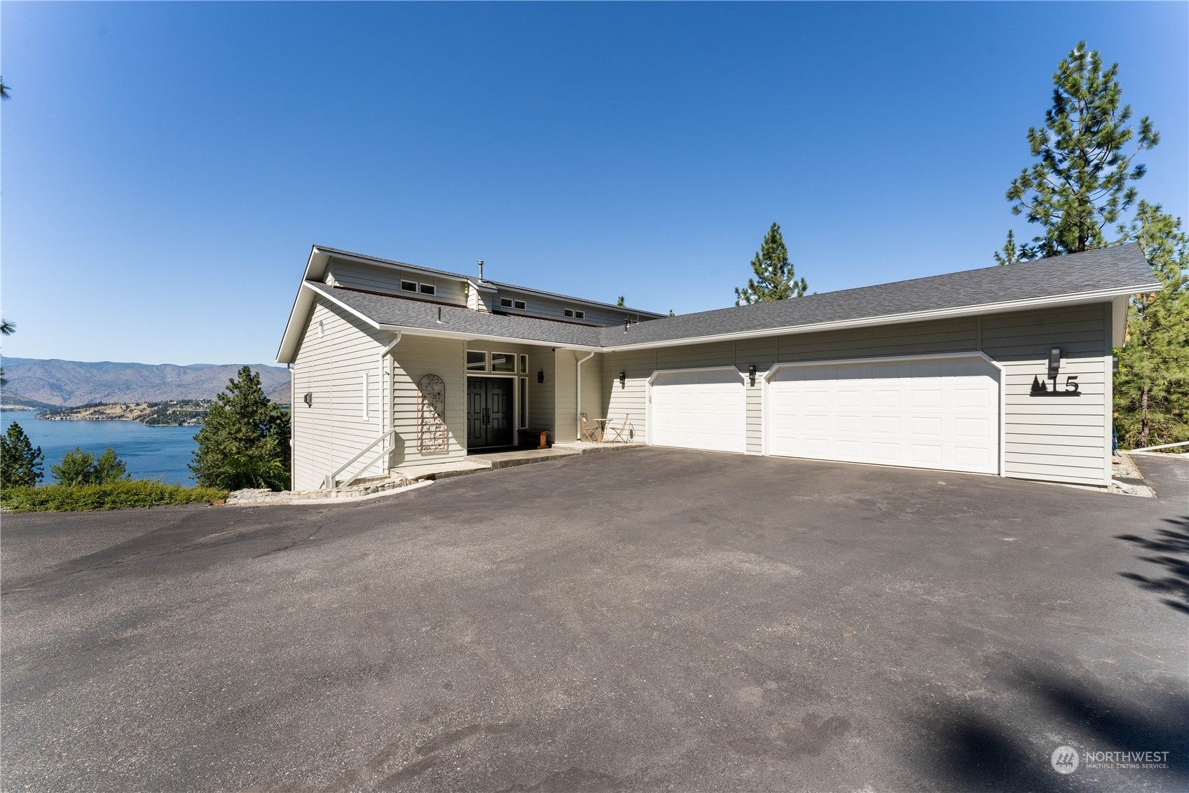 Property Photo:  15 Cougar Crossing Lane  WA 98816 