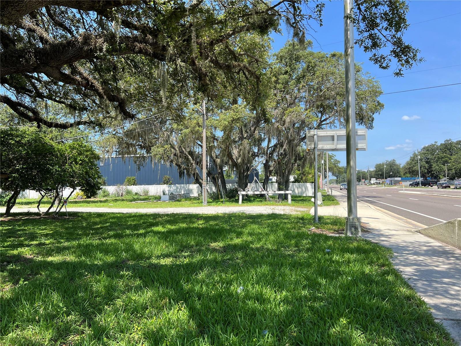 Property Photo:  7305 Causeway Boulevard  FL 33619 