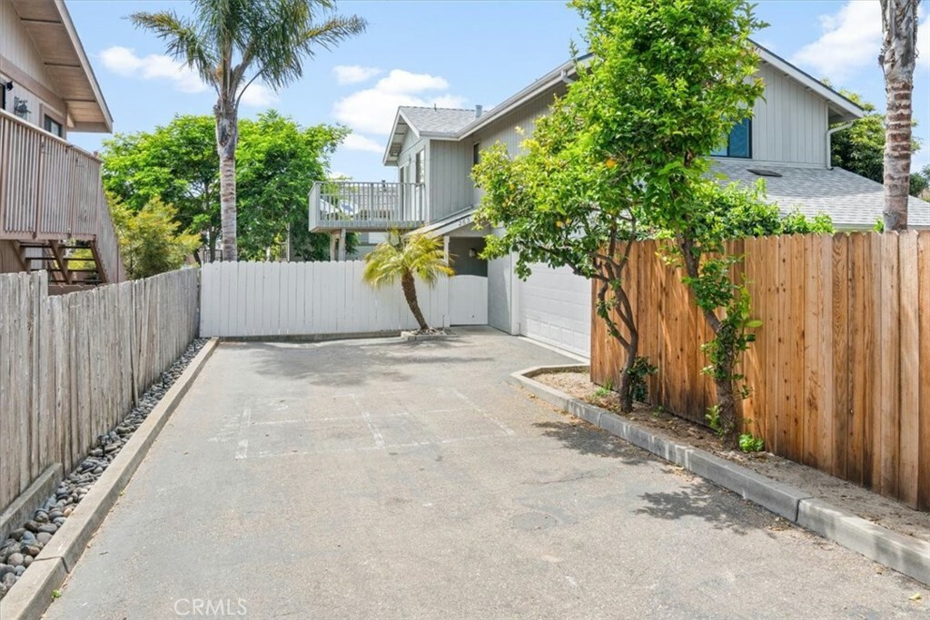 Property Photo:  263 N 12th Street  CA 93433 