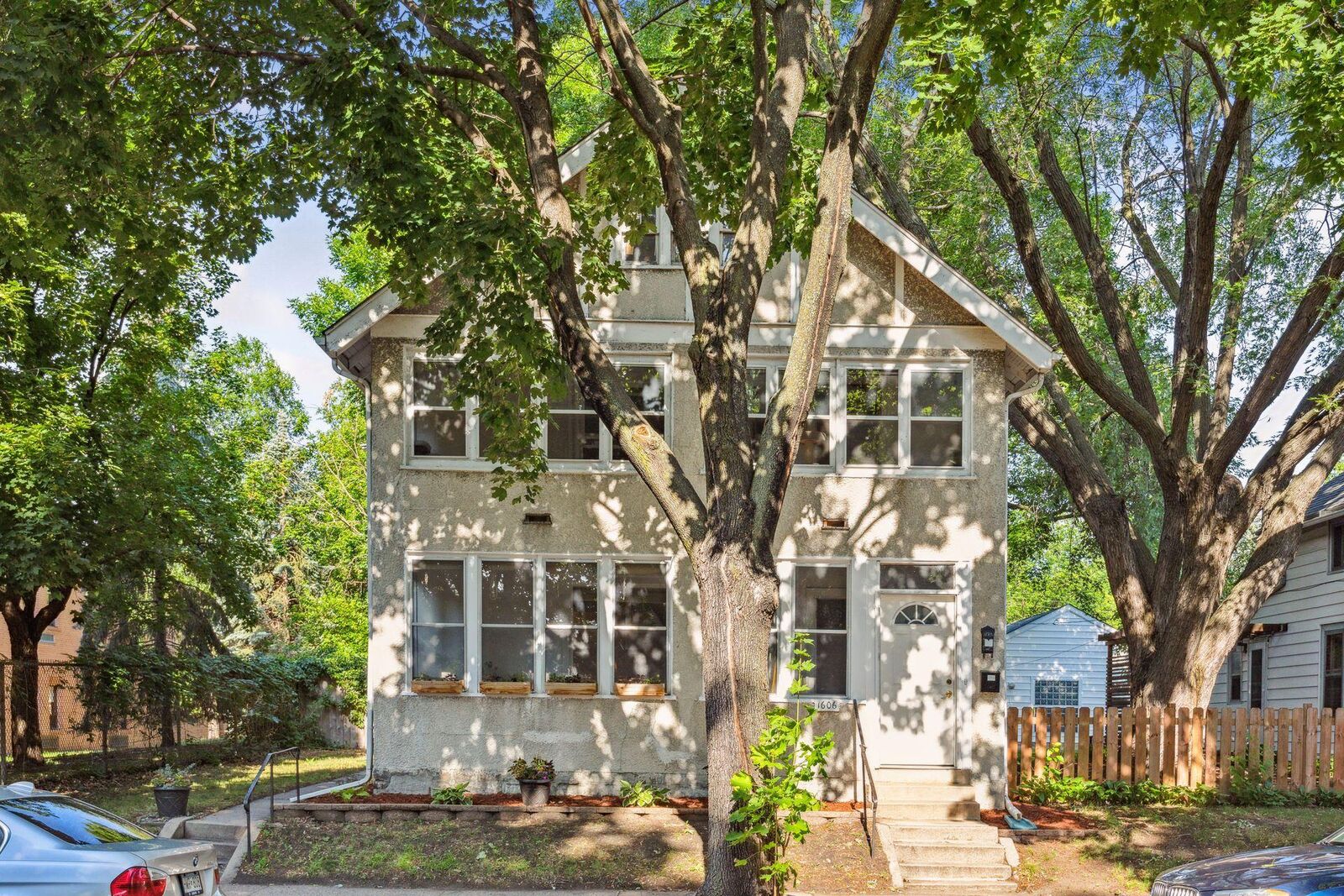 Property Photo: 1606 6th Street NE MN 55413