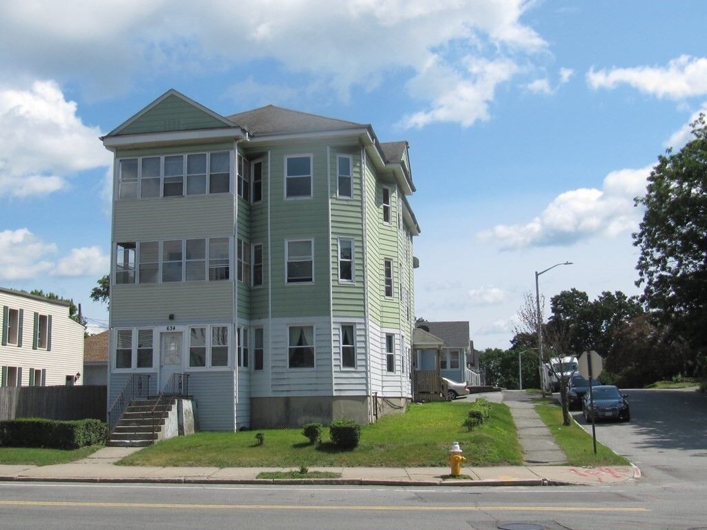 Property Photo:  634 Grafton Street  MA 01604 