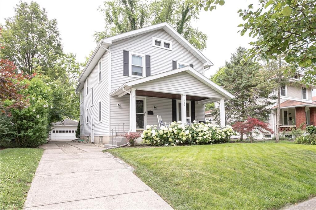 Property Photo:  224 Wiltshire Boulevard  OH 45419 
