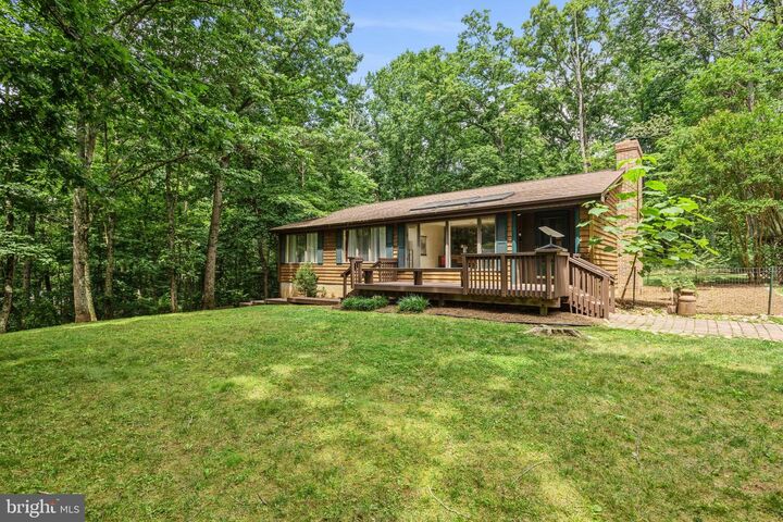 43536 Spinks Ferry Road  Leesburg VA 20176 photo