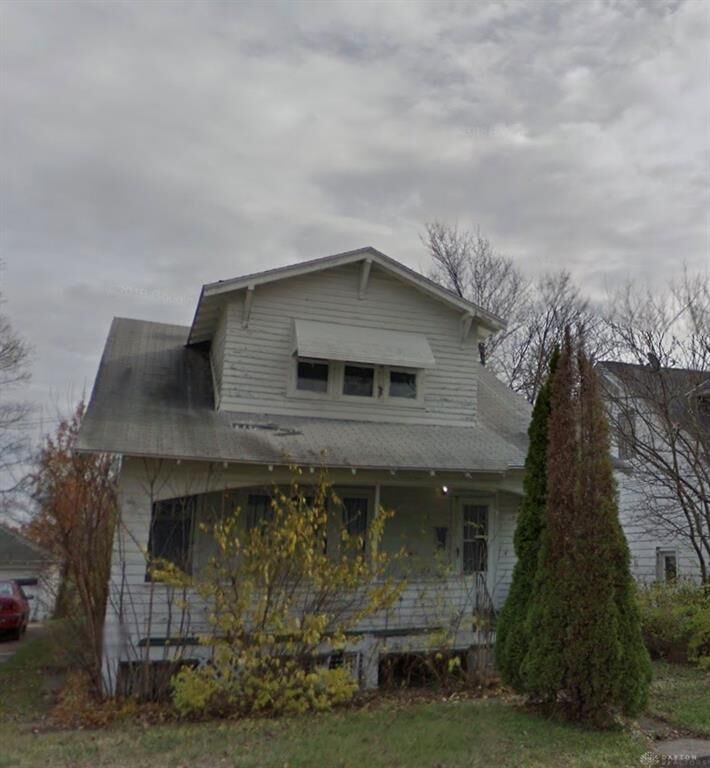 Property Photo: 2120 Ravenwood Avenue OH 45406