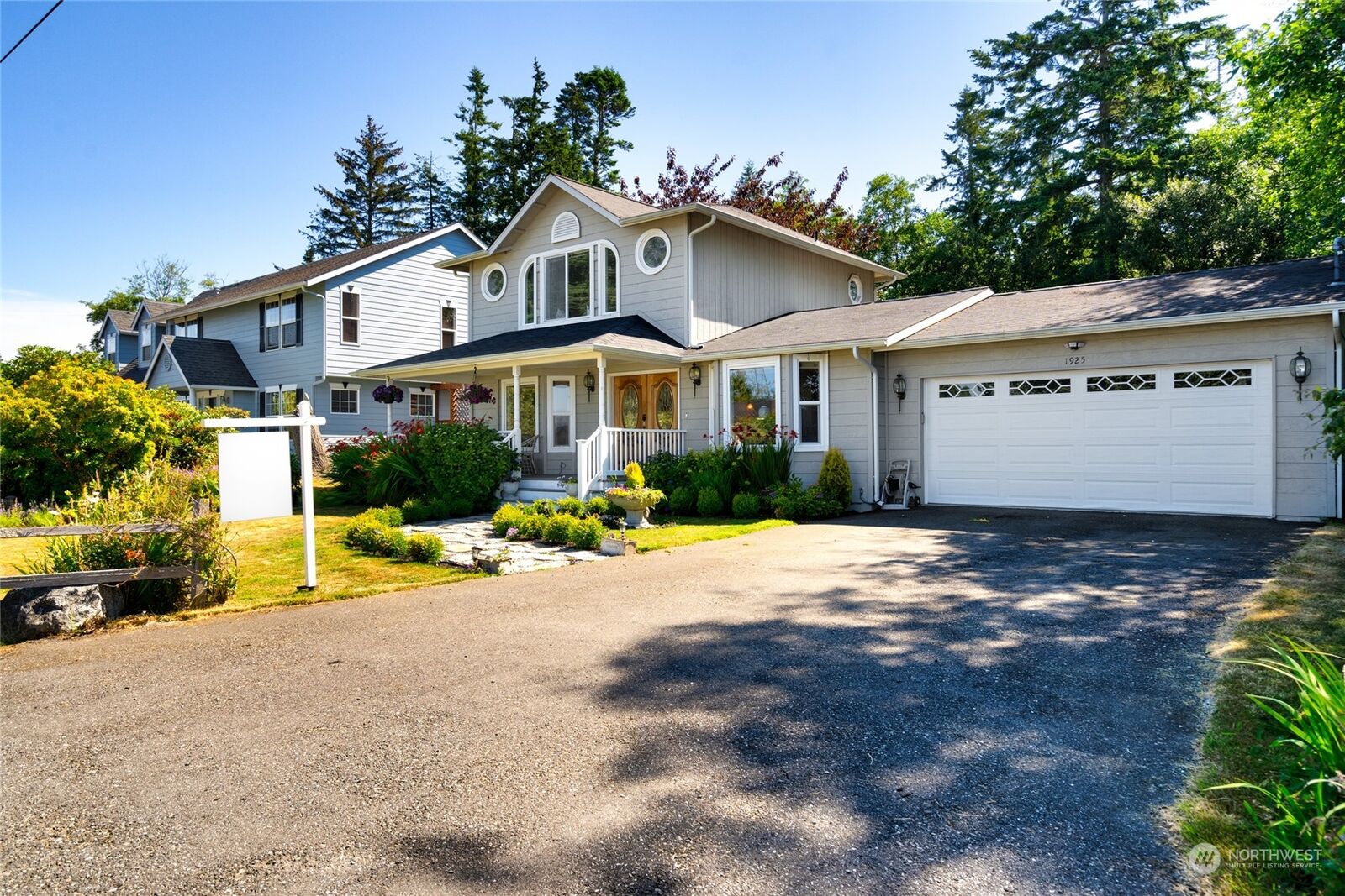 Property Photo: 1925 Pinecrest Avenue WA 98239