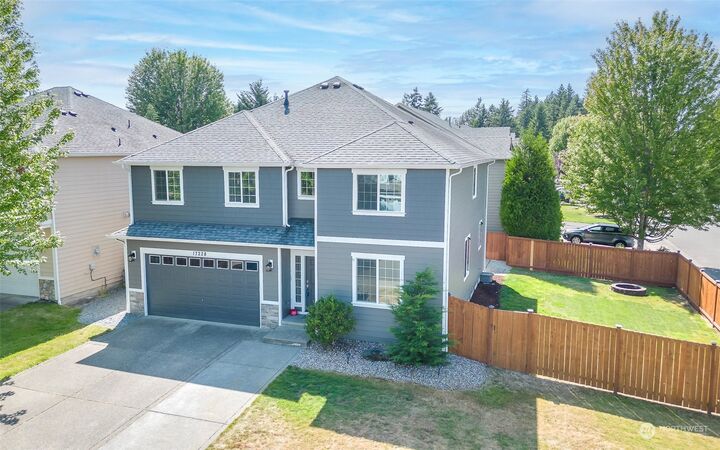 Property Photo:  17228 140th Avenue E  WA 98374 