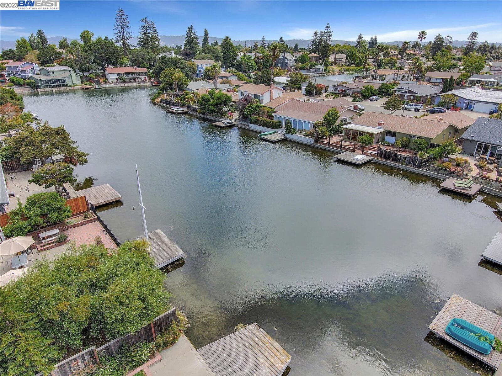Property Photo:  608 Sand Hook Isle  CA 94501 