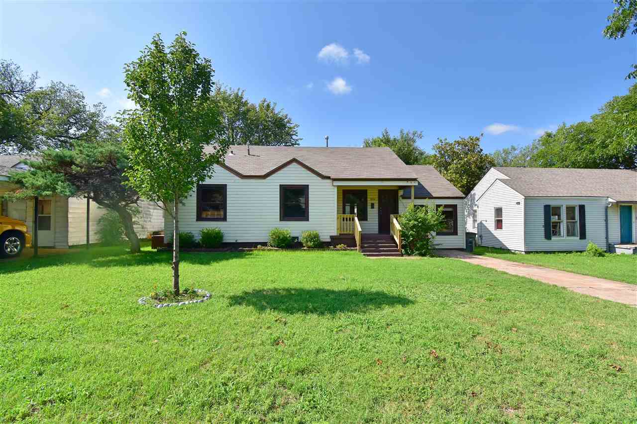 Property Photo:  1918 NW Kinyon Ave  OK 73507 