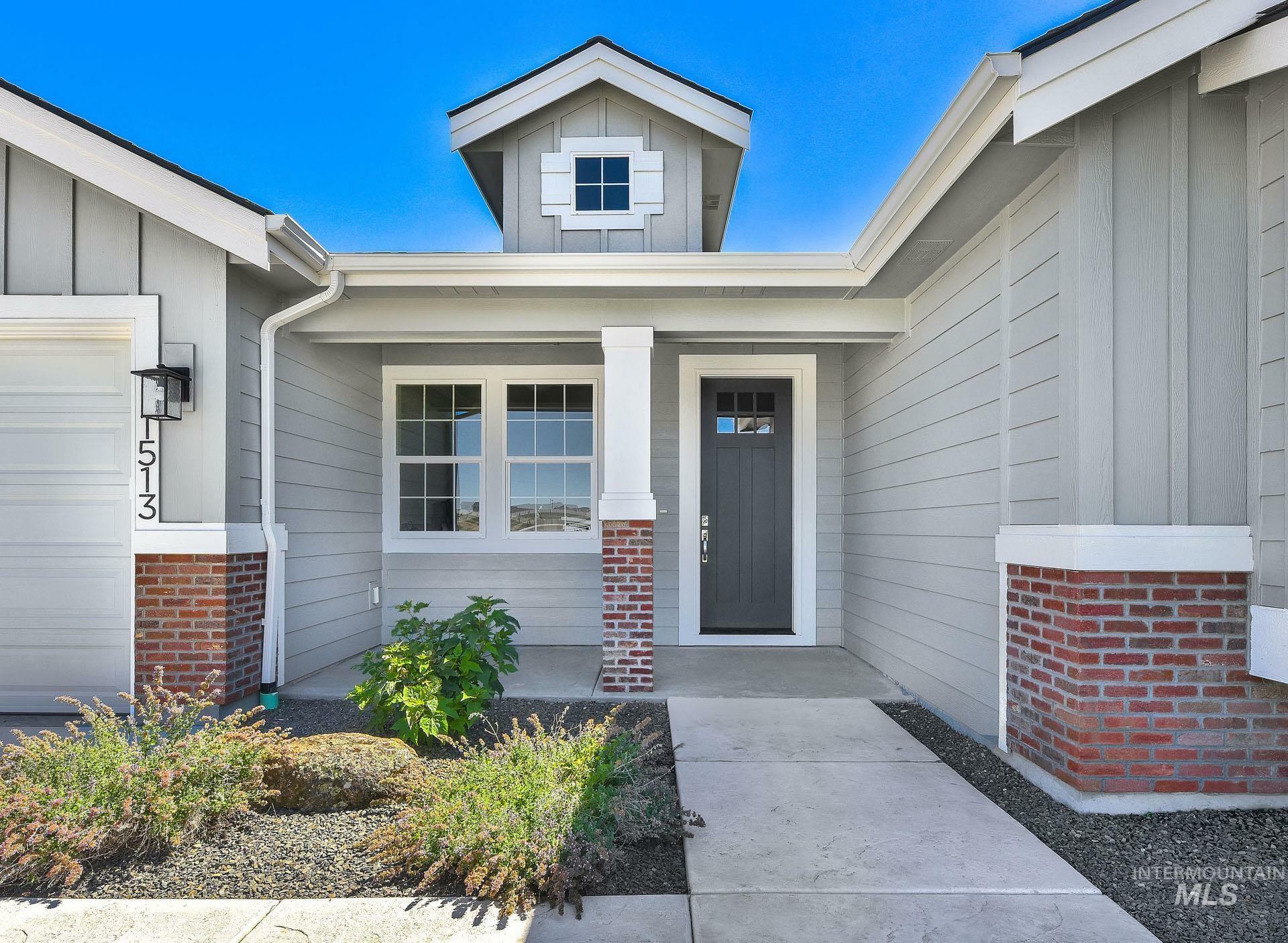 Property Photo: 1513 N Sea St. ID 83644