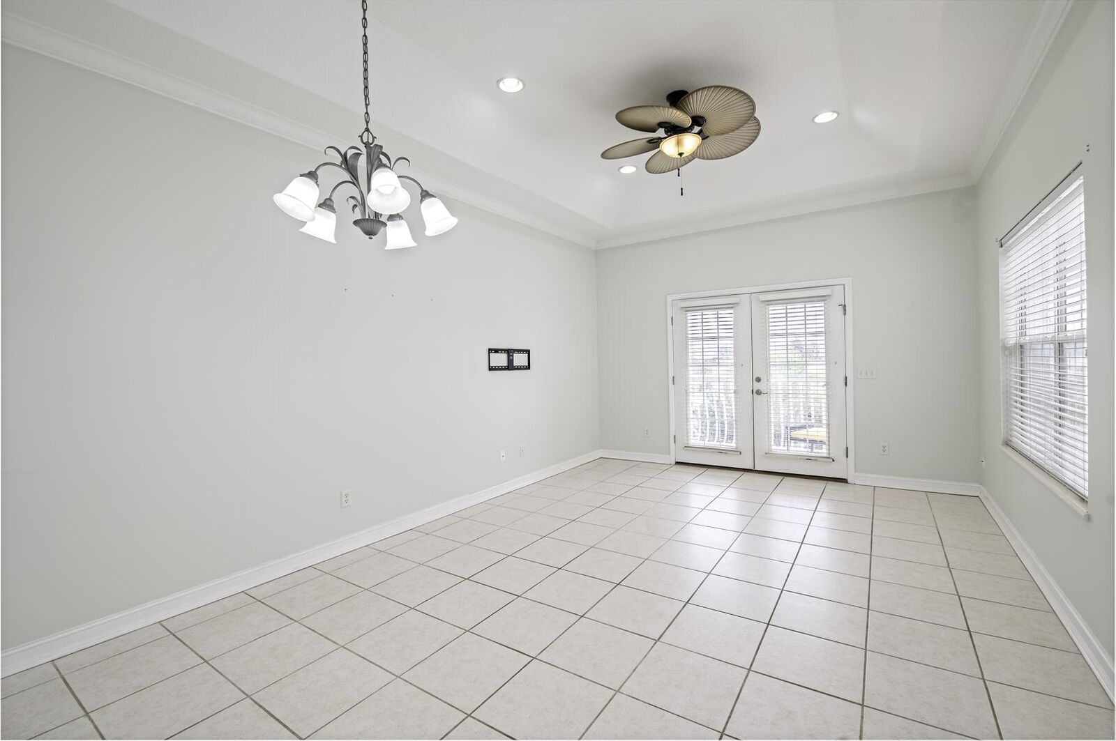 Property Photo:  361 Royal Caribbean Court  FL 32080 