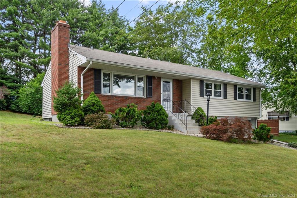 Property Photo: 113 Waters View Drive CT 06109