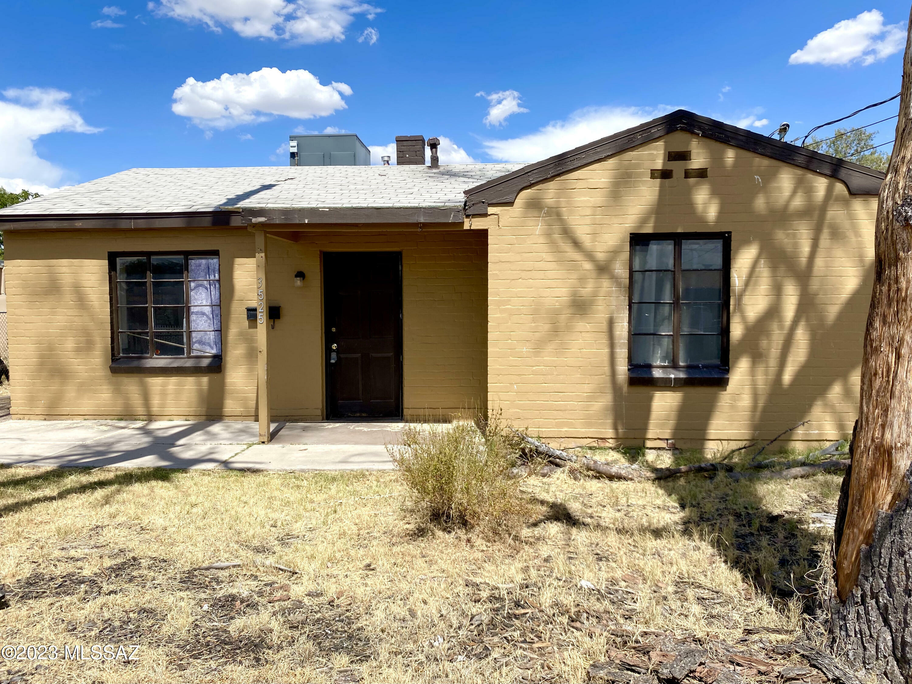 Property Photo:  3525 S 9th Avenue  AZ 85713 