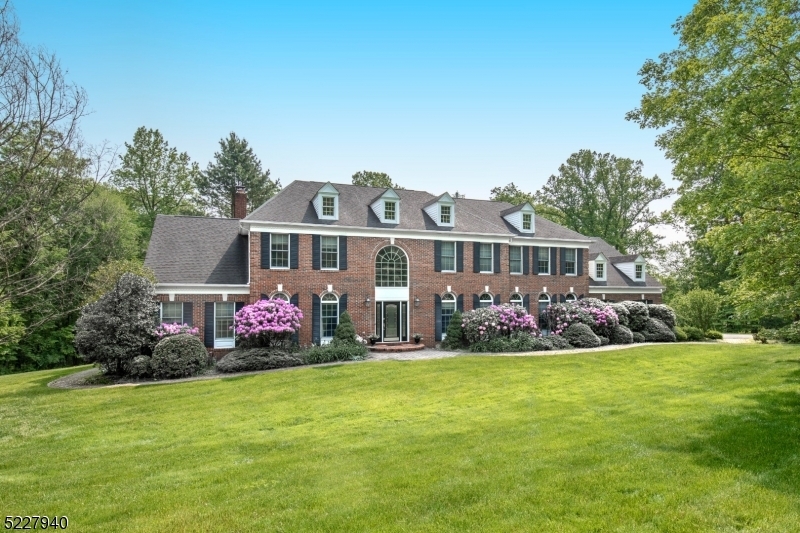 3 Luce Ct  Chester Twp. NJ 07930 photo