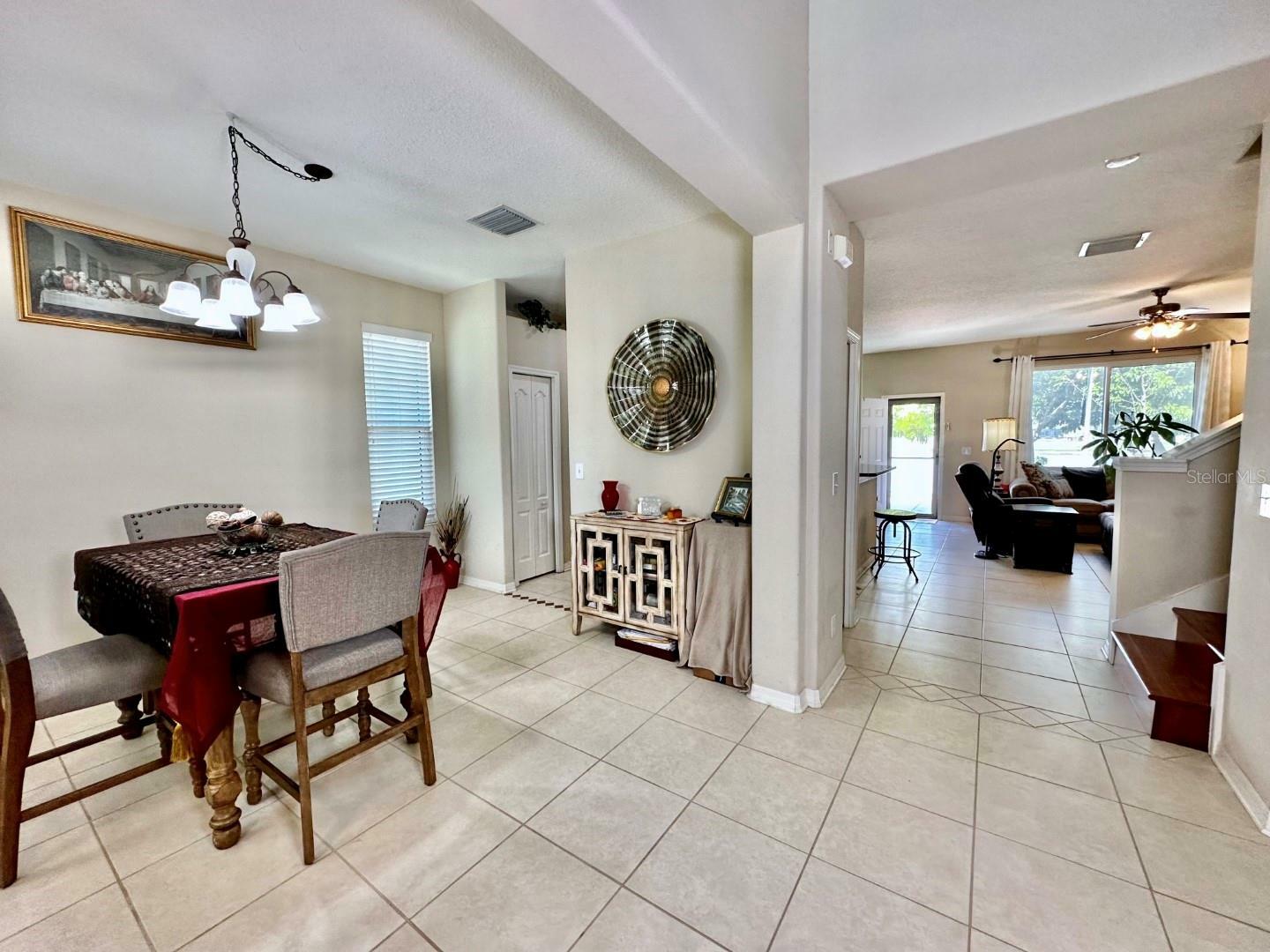 Property Photo:  5114 Clover Mist Drive  FL 33572 