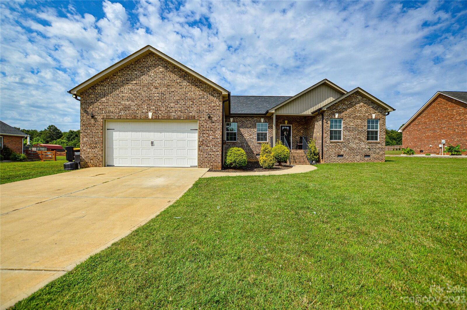 Property Photo: 1902 Shuford Road NC 28092