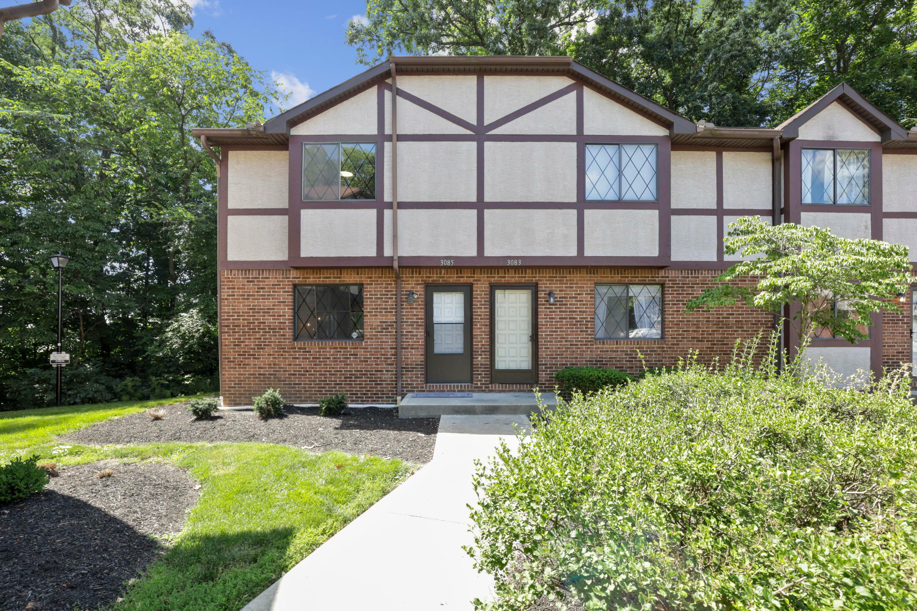 Property Photo: 3085 Highcliff Court OH 43231