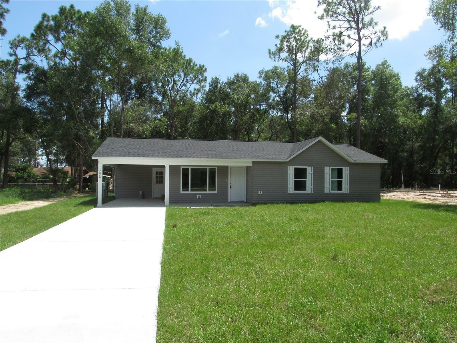 Property Photo: 5910 SE 170 Court FL 32179