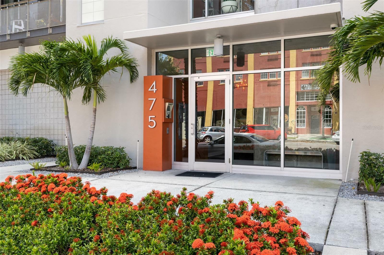 Property Photo: 475 2nd Street N 203 FL 33701
